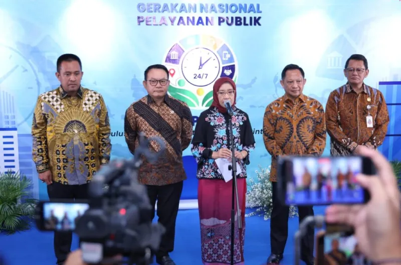 Kementerian Pendayagunaan Aparatur Negara dan Reformasi Birokrasi (PANRB) mencanangkan Gerakan Nasional Pelayanan Publik, di Kantor Kementerian PANRB, Jakarta, Jumat (24/7/2026).