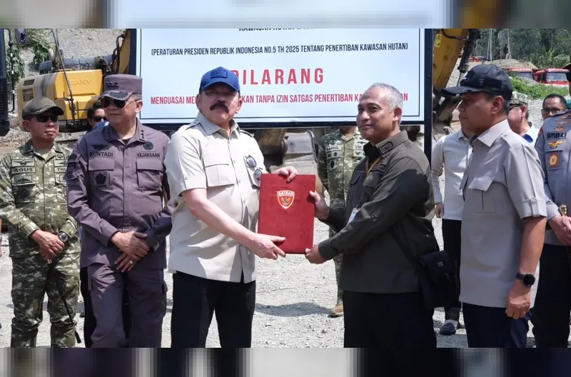 Jaksa Agung ST Burhanuddin selaku Wakil Ketua I Pengarah Satgas PKH menyampaikan bahwa pemerintah secara resmi telah mencabut Izin Usaha Pertambangan (IUP) PT KEL pada Kamis 22 Oktober 2026 saat kunjungan Satgas PKH ke Nabire, Papua Tengah.