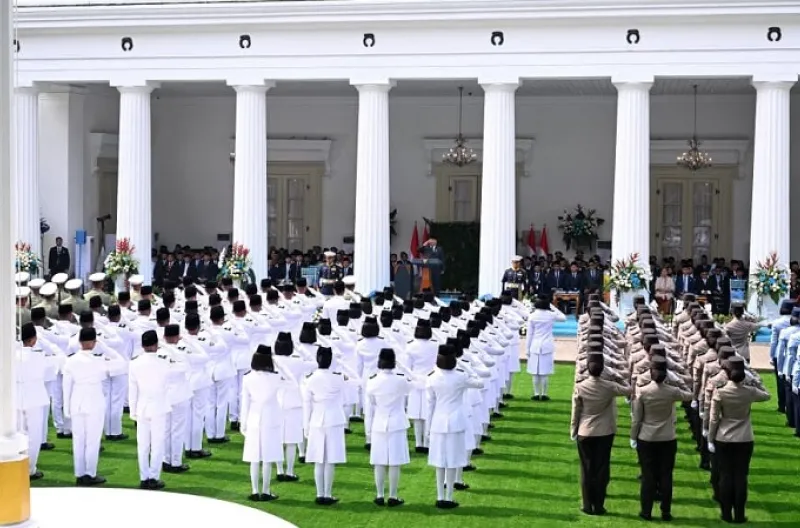 Presiden Prabowo Subianto memimpin Upacara Peringatan Hari Lahir Pancasila tahun 2026 yang digelar di Gedung Pancasila, Kementerian Luar Negeri, Jakarta, pada Senin, 1 Juni 2026.
