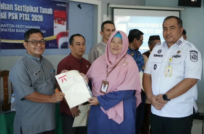 Sudarwan dan Nurhayati mengaku memperoleh kemudahan pengurusan sertipikat tanah tanpa mengeluarkan biaya.