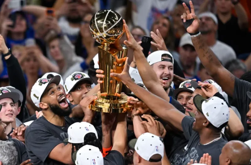 Knicks Akhiri Penantian 53 Tahun, Taklukkan Spurs di Game 5 dan Rebut Gelar Juara NBA 2026