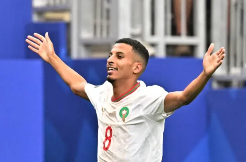 Azzedine Ounahi dari Maroko merayakan gol pertama