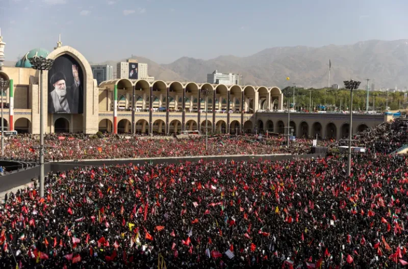 Jutaan Warga Padati Teheran, Pemakaman Ali Khamenei Jadi Momentum Era Baru Kepemimpinan Iran
