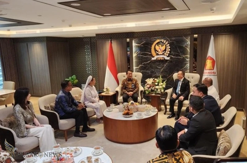 Dasco lakukan audiensi antara pengurus Gereja Katolik Paroki Aek Nabara dengan direksi BNI pada Selasa (21/4) kemarin.