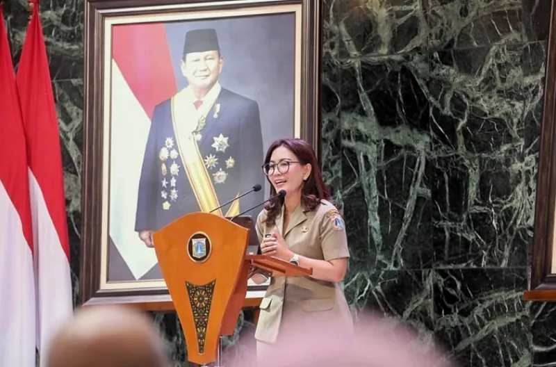 Kepala Dinas Kominfotik DKI Jakarta, Marulina Dewi menyampaikan laporan kegiatan