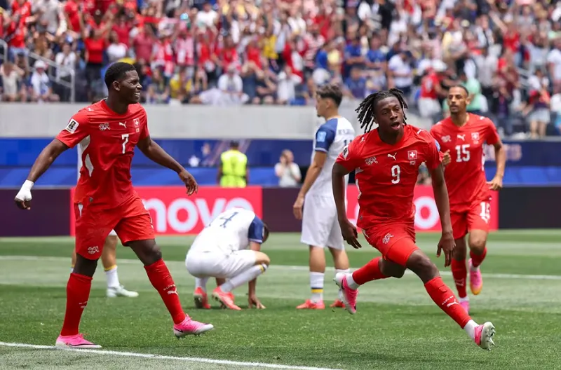 Manzambi Tampil Gemilang, Swiss Libas Bosnia-Herzegovina 4-1 dan Kuasai Puncak Grup B