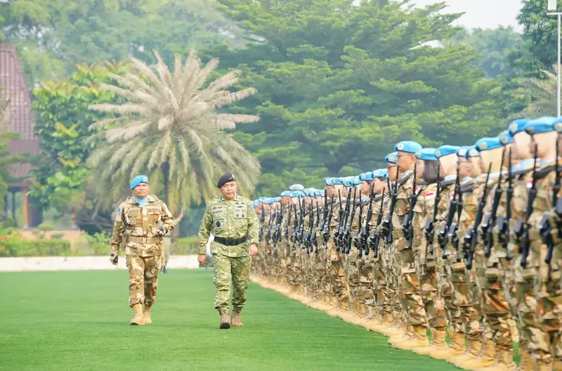Mabes TNI Sambut Kepulangan Satgas Garuda UNIFIL, Tegaskan Komitmen Indonesia dalam Misi Perdamaian Dunia Mabes TNI Sambut Kepulangan Satgas Garuda UNIFIL, Tegaskan Komitmen Indonesia dalam Misi Perdamaian Dunia