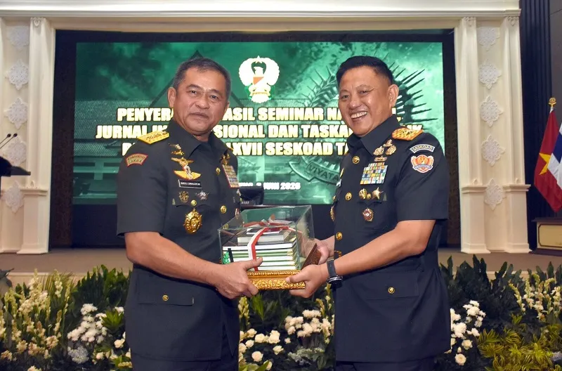 Kasad Maruli Tegaskan Lulusan Seskoad Harus Visioner, Strategis, dan Siap Hadapi Tantangan Global