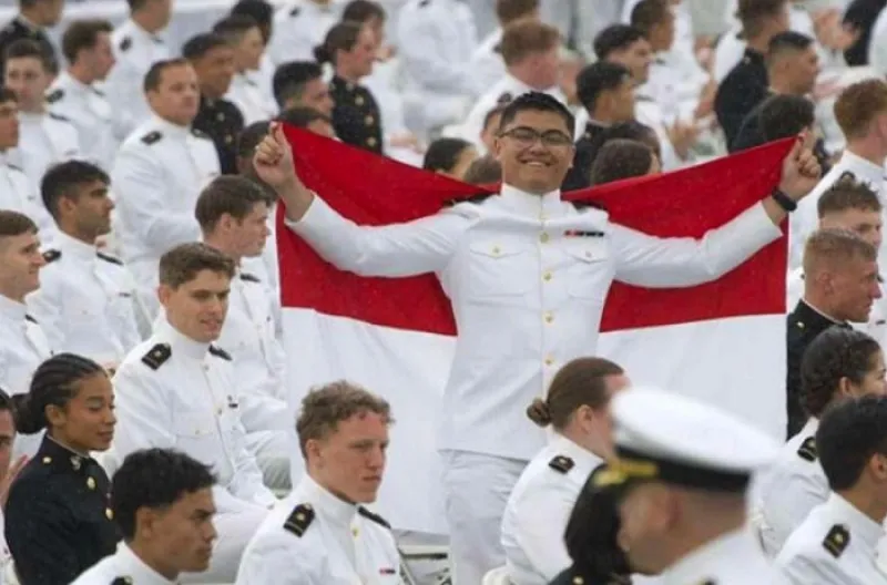 Perwira Muda TNI AL Lulus Akademi Militer Elite AS, Indonesia Bangga!