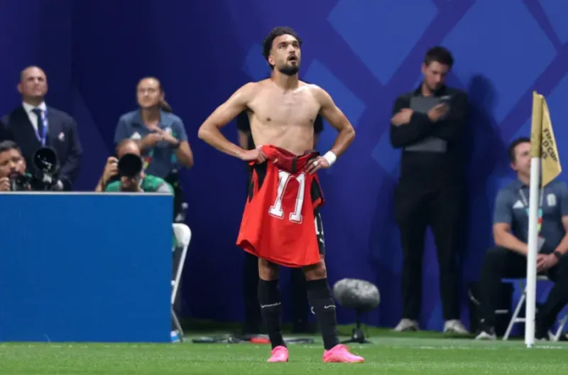 VAR, Messi, dan Gol Menit 90+2! Argentina Lolos Lewat Laga Paling Dramatis dan Kontroversi