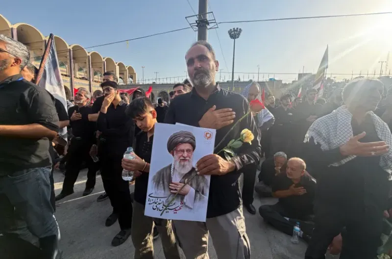 Jutaan Warga Padati Teheran, Pemakaman Ali Khamenei Jadi Momentum Era Baru Kepemimpinan Iran