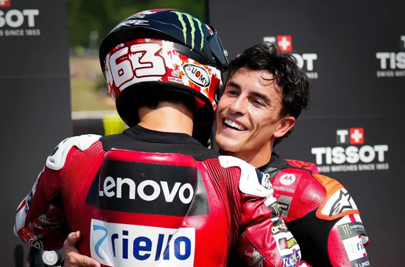 Bagnaia Juara Sprint MotoGP Ceko 2026, Kalahkan Ogura dan Marc Marquez