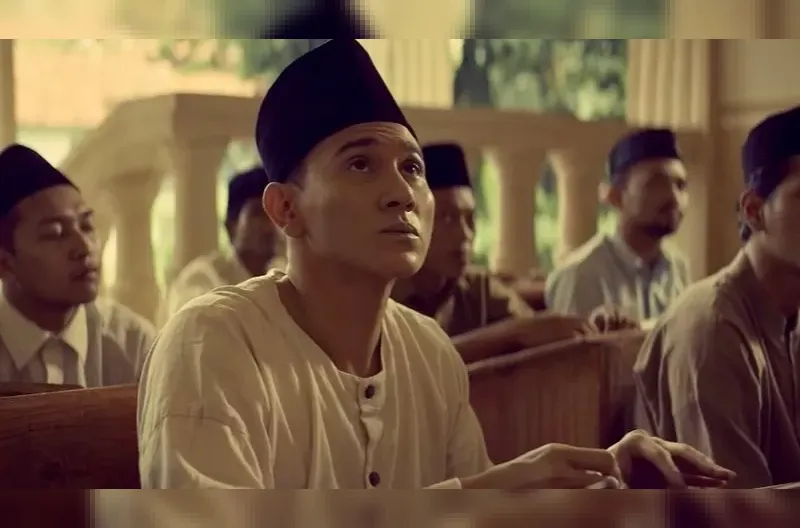 Menghadirkan Latar Sejarah Melalui Produksi Skala Besar