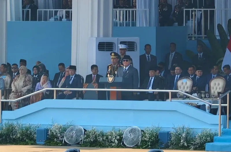 Jokowi-JK Hadiri Upacara Hari Bhayangkara Ke-80