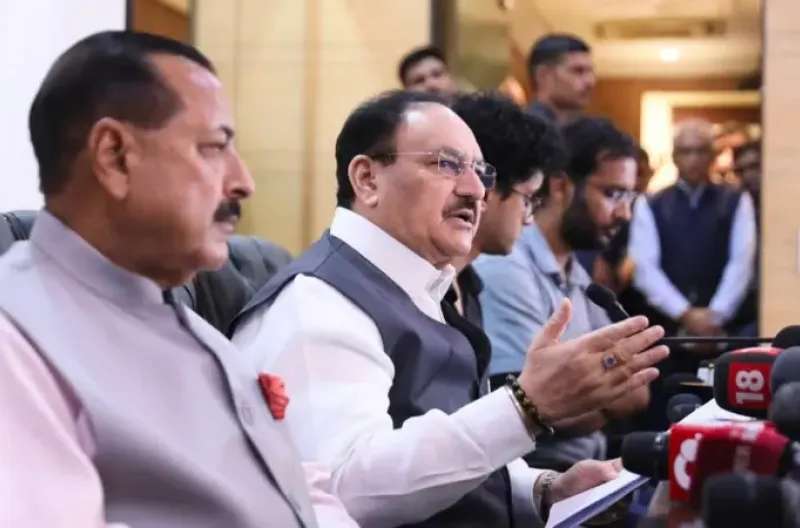 Nadda mengadakan konferensi pers bersama juru bicara Ketua Mahkamah Agung pada hari Sabtu