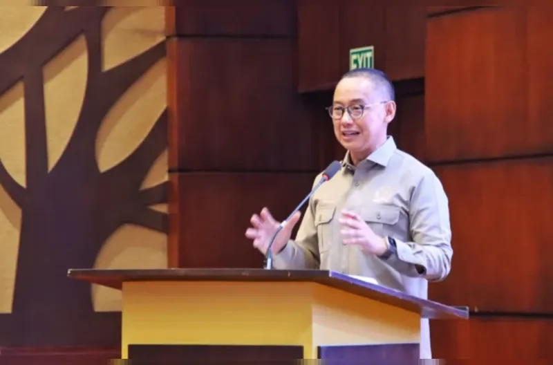 Wakil Ketua MPR RI sekaligus Anggota Komisi XII DPR RI, Eddy Soeparno, menyampaikan perkembangan pembahasan RUU Penanggulangan Perubahan Iklim yang Berkeadilan dalam forum Rembug Iklim di UI Convention Center, Depok, Jawa Barat, Kamis (15/10/2026).