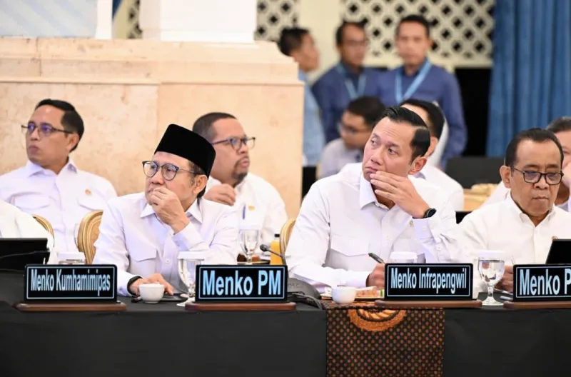 Presiden Prabowo Subianto menyampaikan taklimat pada Sidang Kabinet Paripurna (SKP) yang digelar di Istana Negara, Jakarta pada Senin, 20 Juli 2026