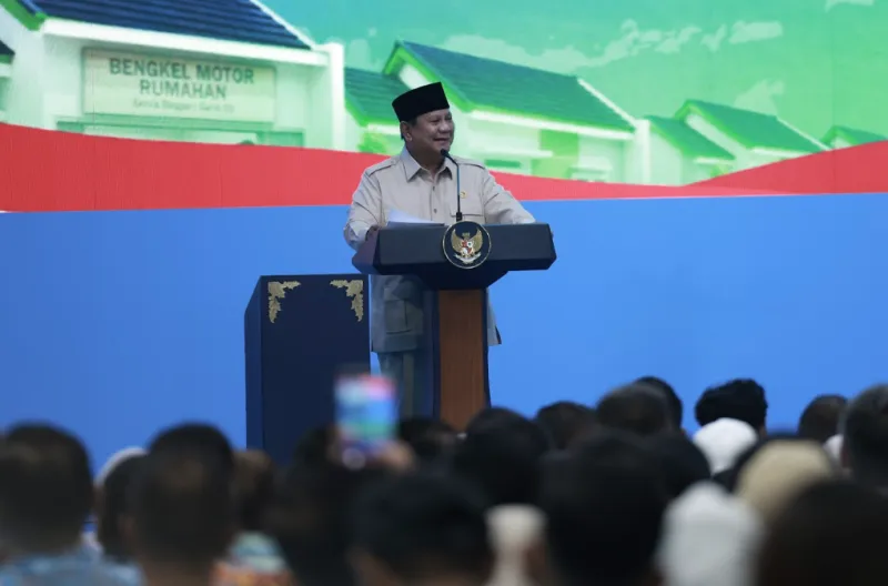 Presiden Prabowo Subianto meresmikan Akad Massal 62.000 Unit Kredit Pemilikan Rumah (KPR) Rumah Subsidi dan Kredit Usaha Rakyat (KUR) Perumahan senilai Rp880 miliar