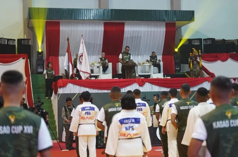 Kejuaraan secara resmi dibuka oleh Asisten Operasi (Asops) Kasad Mayjen TNI Aminton Manurung yang membacakan sambutan tertulis Kepala Staf Angkatan Darat (Kasad) Jenderal TNI Maruli Simanjuntak