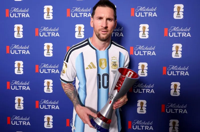 Pemain Terbaik Pertandingan Michelob Ultra Superior, Lionel Messi (Argentina)