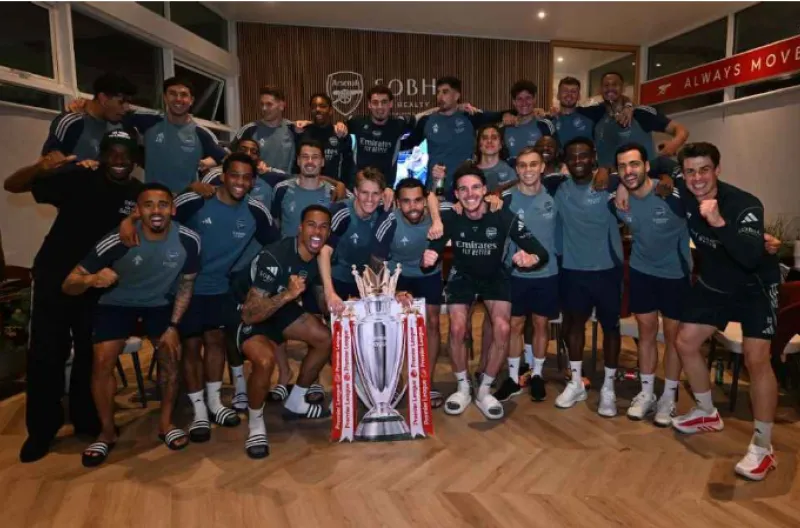 Arsenal Akhiri Penantian 22 Tahun, Resmi Juara Liga Premier Inggris Arsenal Akhiri Penantian 22 Tahun, Resmi Juara Liga Premier Inggris