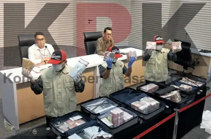 KPK geledah terkait kasus suap importasi dan cukai yang melibatkan pejabat di Direktorat Jenderal Bea dan Cukai (DJBC)
©PusakoNews.com/red