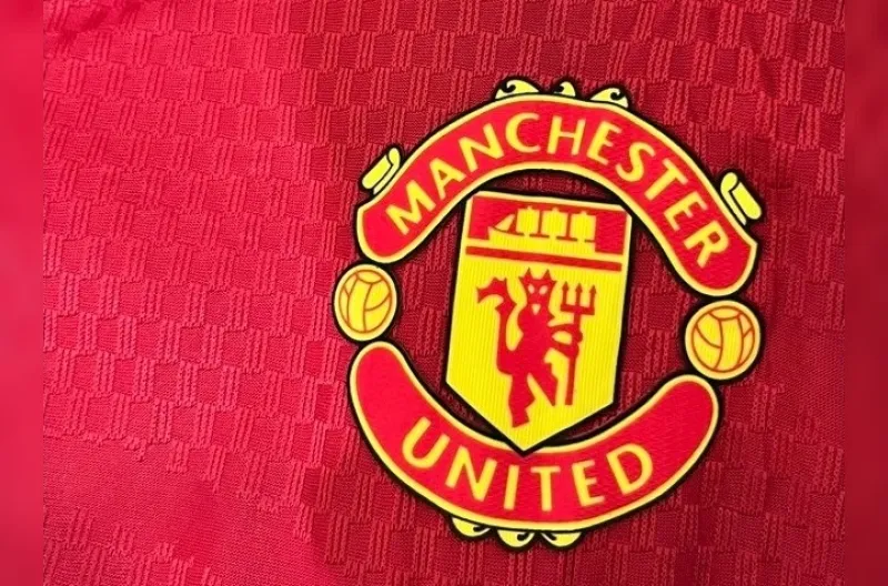 Manchester United: kehilangan peluang di lapangan dan pendapatan