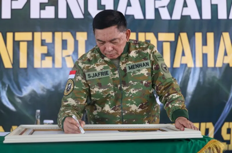 Menteri Pertahanan Republik Indonesia (Menhan RI) Sjafrie Sjamsoeddin melanjutkan kunjungan kerja ke Marshalling Area Yonif TP 936/Satria Joyokusumo, Pati, Jawa Tengah, Rabu (8/7/2026),
