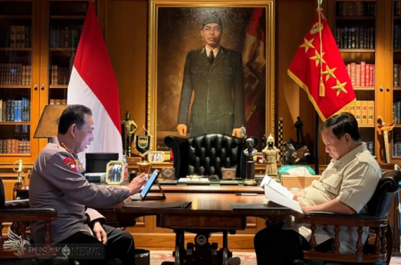 Presiden Prabowo Subianto memanggil Kepala Kepolisian Negara Republik Indonesia (Kapolri) Listyo Sigit Prabowo di kediaman pribadinya di Hambalang, Kabupaten Bogor, Jawa Barat, pada Jumat, 24 April 2026