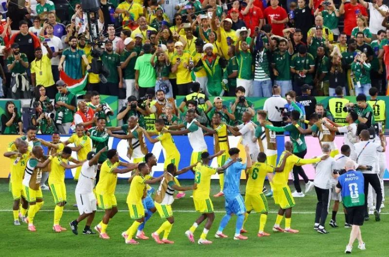 Para pemain Afrika Selatan merayakan kemenangan setelah pertandingan