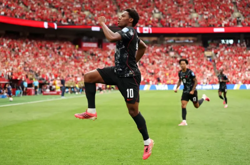 Jonathan David Hattrick! Kanada Hancurkan Qatar 6-0 dan Ukir Sejarah di Piala Dunia