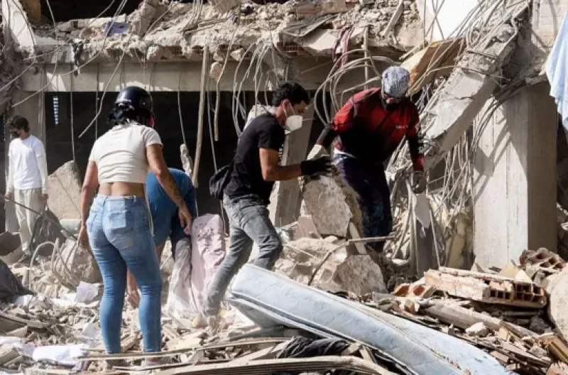 Tragedi Gempa Venezuela: Ribuan Warga Masih Terjebak di Bawah Reruntuhan, Keluarga Berjuang Mencari Harapan