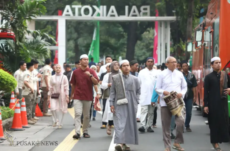 Suasana Sholat Ied di Balaikota Jakarta
©PusakoNews.com/red