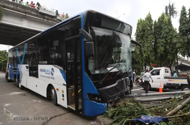 Polda Metro Jaya Turun Tangan! Transjakarta Tegaskan Sikap Resmi Soal Kecelakaan
©PusakoNews.com/red
