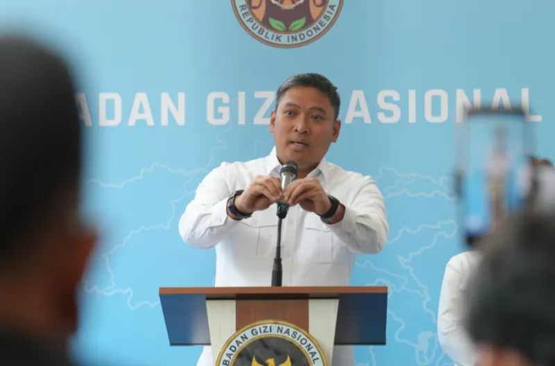 Kepala Badan Gizi Nasional, Sudaryono, saat konferensi pers yang digelar pada Senin (27/7).