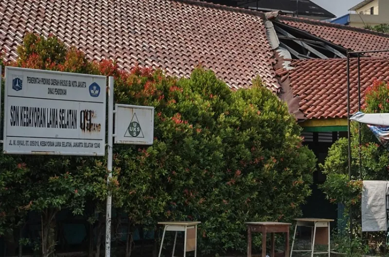 Dinas Pendidikan memastikan layanan pendidikan di SDN Kebayoran Lama Selatan 09 tetap berjalan