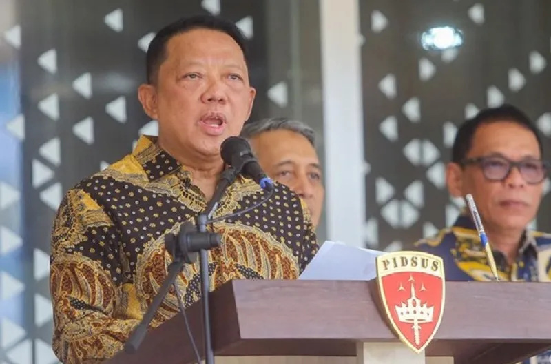Kortas Tipikor Polri Resmi Tetapkan Eks Jampidsus Febrie Adriansyah Tersangka dalam Tiga Perkara Dugaan Korupsi Kortas Tipikor Polri Resmi Tetapkan Eks Jampidsus Febrie Adriansyah Tersangka dalam Tiga Perkara Dugaan Korupsi