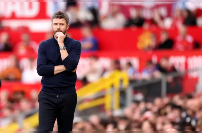 Manajer United, Michael Carrick, berada di bawah tekanan setelah awal musim yang buruk