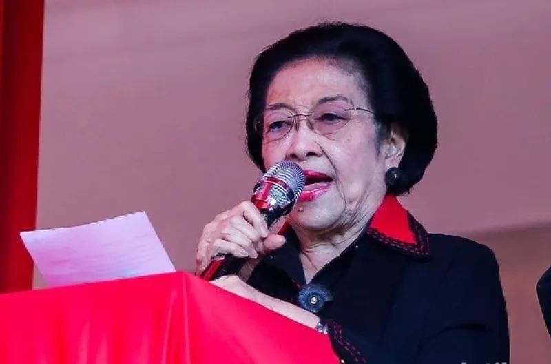 Tak Hadir di Istana, Megawati Pimpin Upacara HUT ke-81 RI di Sekolah Partai PDIP