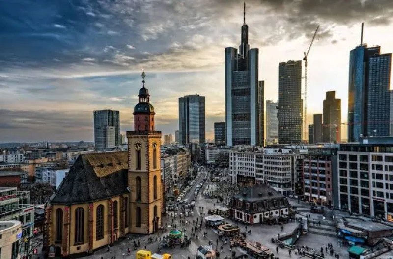 Pekerja Asing Ramai-Ramai Tinggalkan Jerman, Ada Apa?
