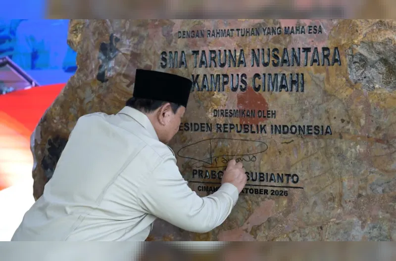 Presiden Prabowo Subianto meresmikan SMA Taruna Nusantara Kampus Cimahi yang berlokasi di Kota Cimahi, Provinsi Jawa Barat, pada Jumat, 30 Oktober 2026