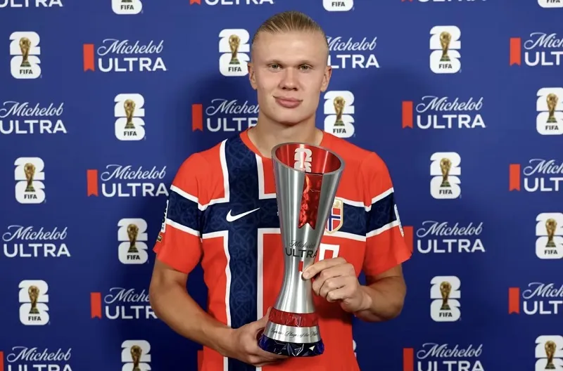 Pemain Terbaik Pertandingan Michelob Ultra Superior, Erling Haaland (Norwegia)
