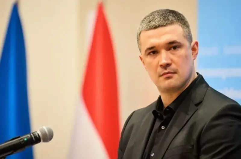 Mykhailo Fedorov belum mengatakan apakah dia menerima tawaran pekerjaan baru dari Presiden Zelensky.