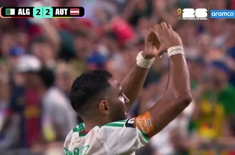 Gol Riyad Mahrez menyamakan skor menjadi 2-2 melawan Austria