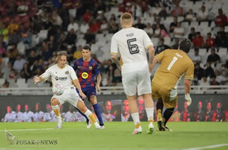 Barcelona Legends Taklukkan DRX World Legends 3-0, Ronaldo Nazario Kagumi Atmosfer SUGBK