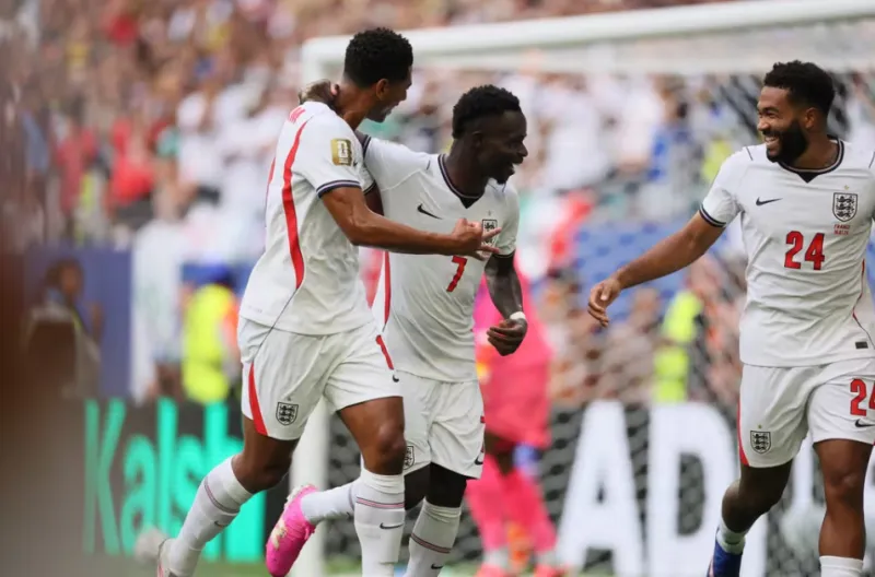 Hat-trick Saka Bawa Inggris Finis di Posisi Ketiga Usai Drama 10 Gol Kalahkan Prancis