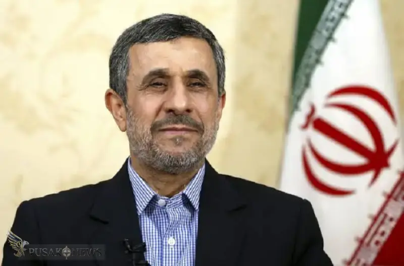 Mahmud Ahmadinejad
©PusakoNews.com/wikipedia