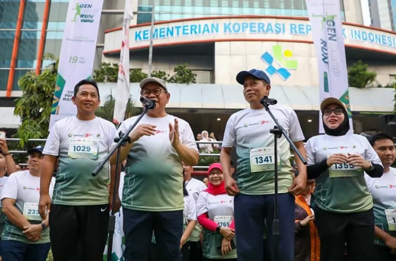 Pramono Anung dan Menkop Ferry Juliantono Lepas Ribuan Peserta Gen Coop Run 5K, Semarakkan HUT ke-79 Koperasi Pramono Anung dan Menkop Ferry Juliantono Lepas Ribuan Peserta Gen Coop Run 5K, Semarakkan HUT ke-79 Koperasi