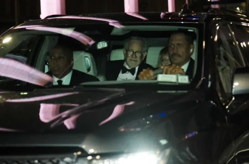 Taylor Swift dan Travis Kelce Resmi Menikah, Gelar Pernikahan Mewah nan Privat di Madison Square Garden