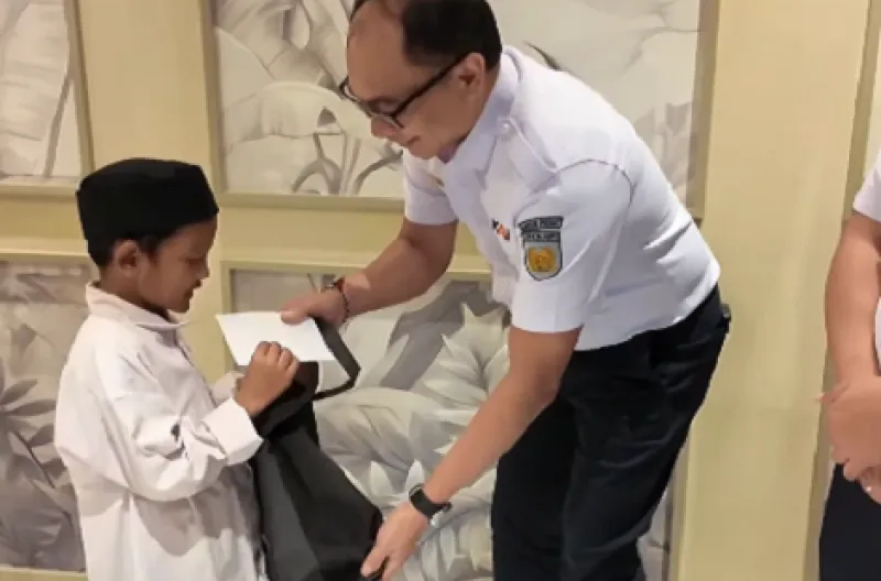 KAI Services Gelar Doa Bersama dan Santuni Anak Yatim, Tandai Awal Pengelolaan Layanan Dining Car Kereta Cepat Whoosh